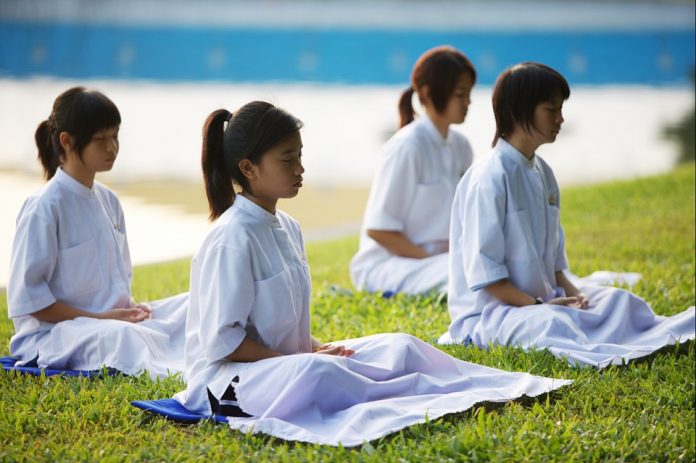 5 Inspiring Reasons Why a School Replaced Detention with Meditation